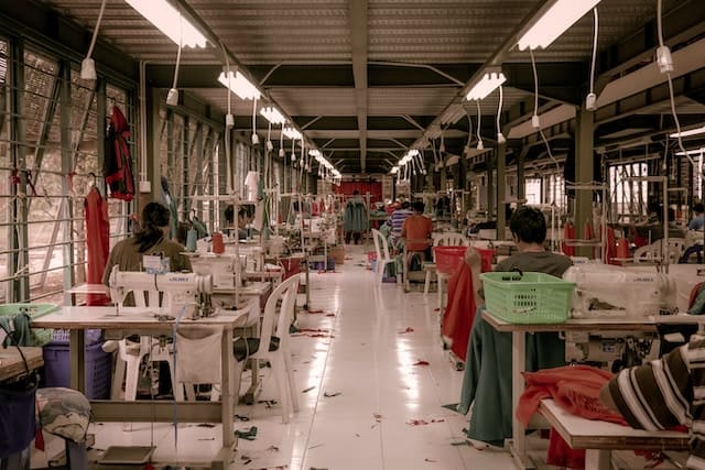 Pabrik Garmen.| Unsplash.com